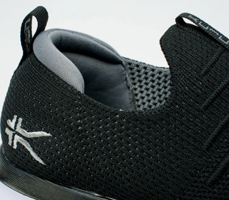 ATOM Slip-On
